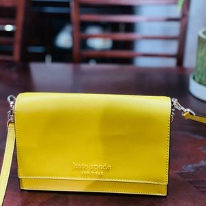 Kate spade crossbody bag- nearly new